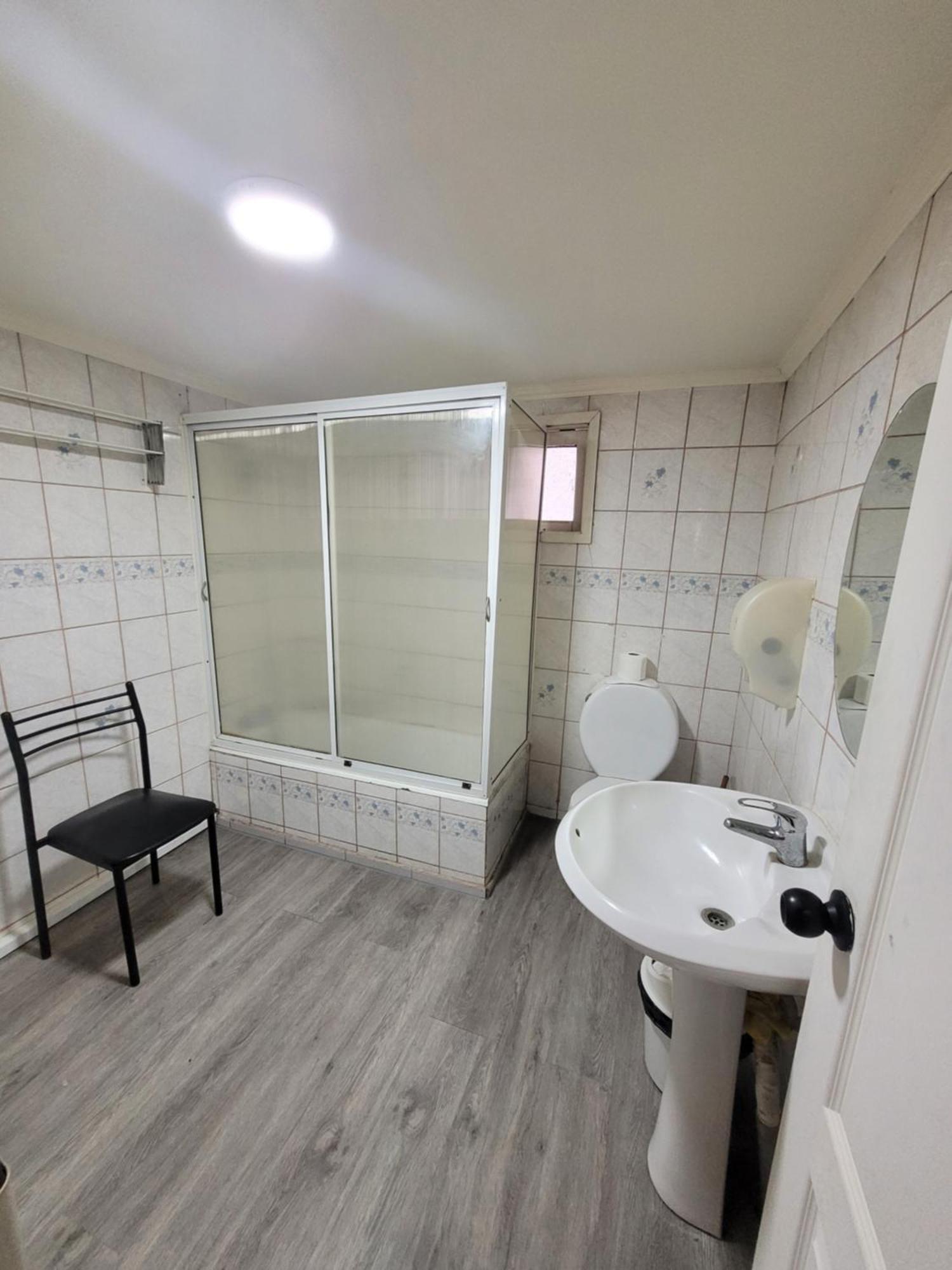 Hostal Traveltour El Campesino Puerto Natales Bagian luar foto
